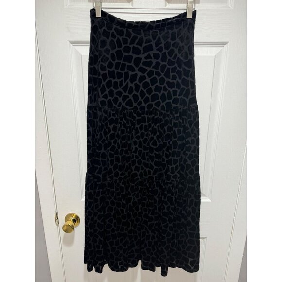 Black Women's Size XS  2 Piece Smocked Blouse Maxi Skirt Velvet Burnout Giraffe - Picture 4 of 4